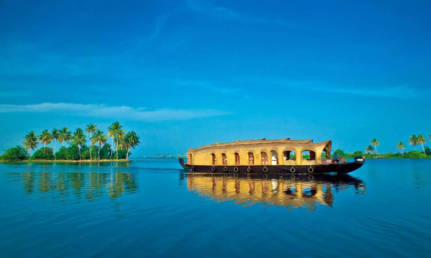 house boat kerala backwaters