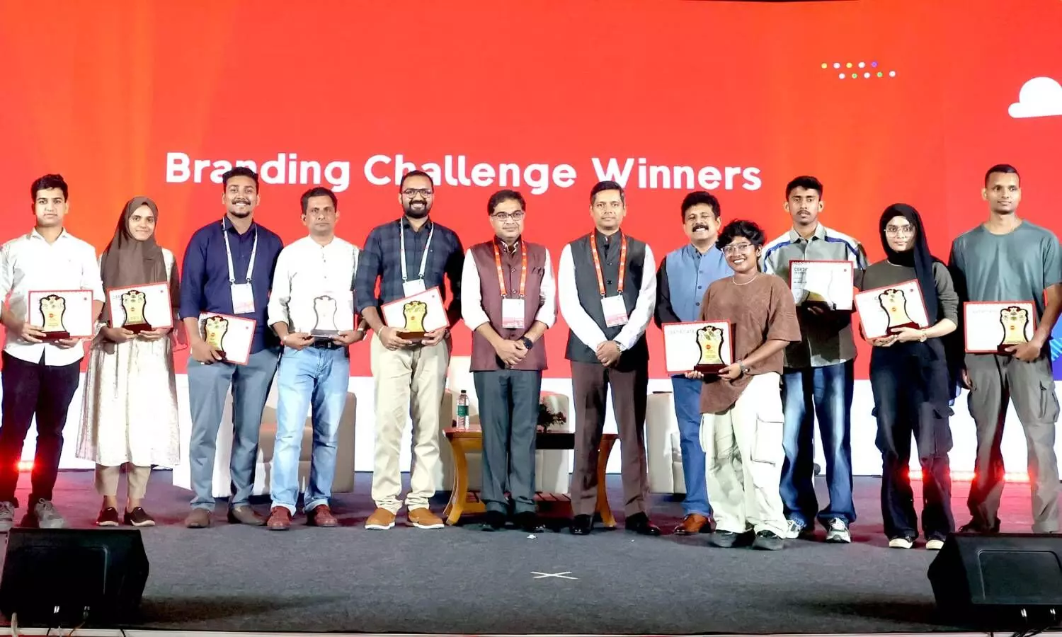 The winners of the Branding Challenge held in connection with Huddle Global were felicitated alongside Mighty Startup Hub CEO Paneer Selvam Madanagopal, State Electronics and IT Secretary Dr. Rathan U Kelkar, and KSUM CEO Anoop Ambika